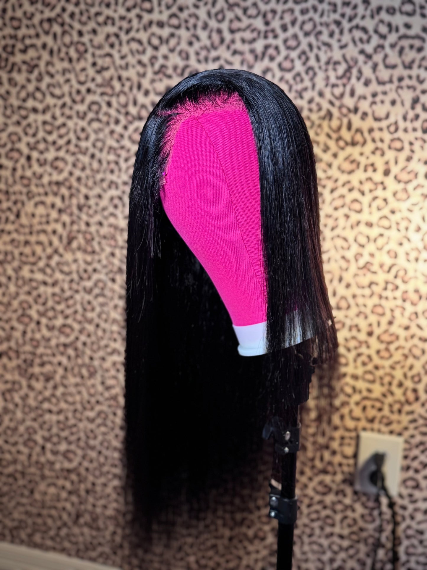 REFURBUSHED yaki straight wig